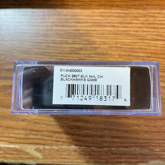 NHL Chicago Blackhawks Official Game Puck. New in case. 2016 release. - Picture 2 of 5